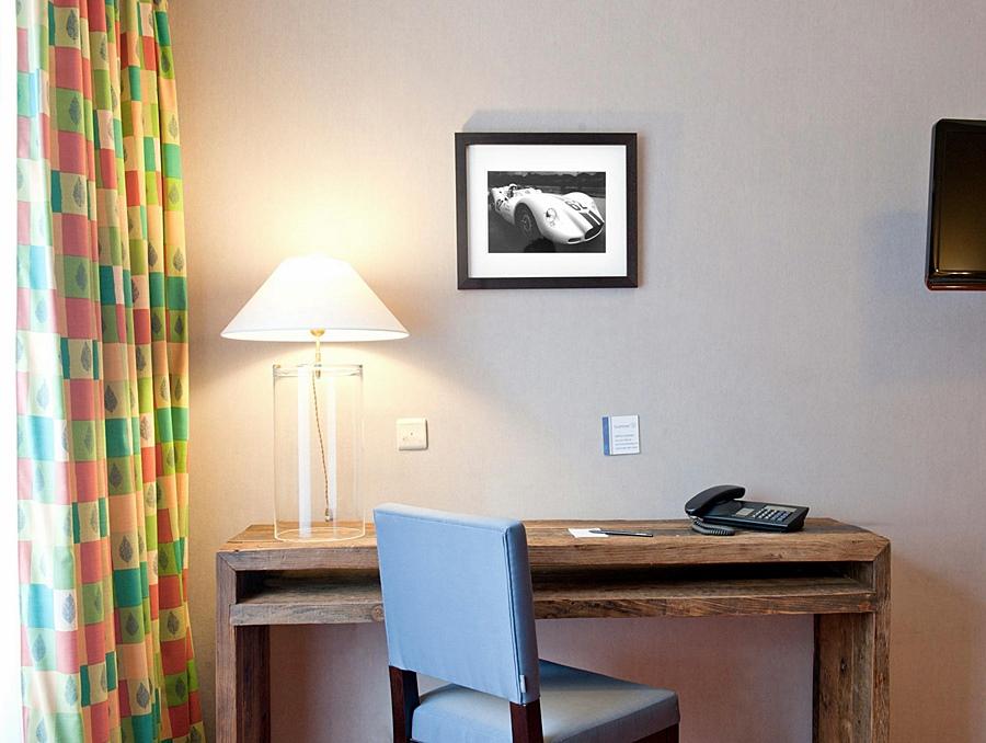 New Charlemagne Hotel